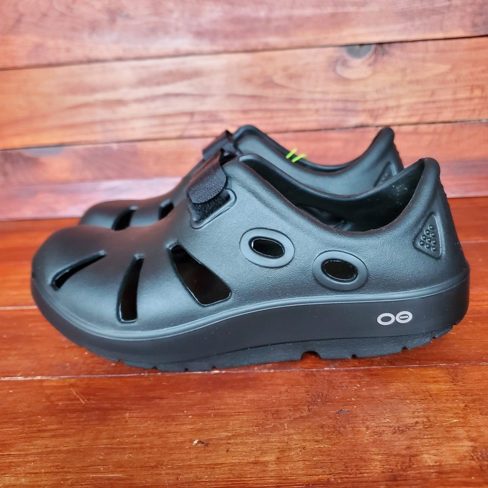 Oofos Oocandoo Sandals Shoes Women 7 Black Active Recovery New
